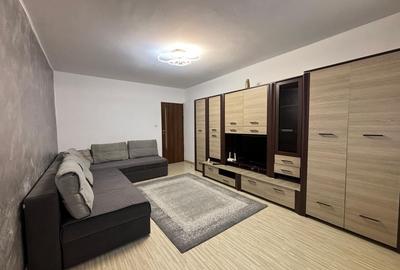 Apartament cu 2 camere decomandat, mobilat în Vasile Aaron - 4