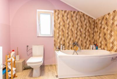 Casă individuală cu 4 camere cu Canalizare în Baciu - 23