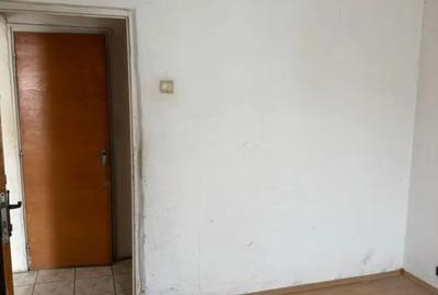 Apartament cu 3 camere decomandat în Sebastian - 4