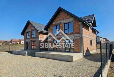 Casă individuală cu 4 camere cu Canalizare în Șura Mare - 4