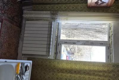 Apartament cu 3 camere semidecomandat în Central - 3