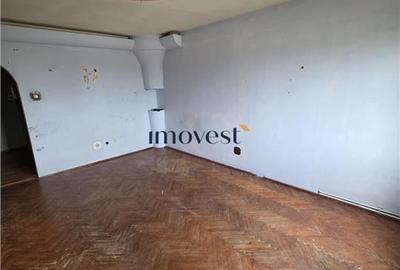 Apartament cu 3 camere decomandat în Micro 15 - 2