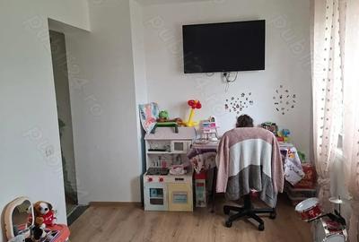 Apartament cu 4 camere decomandat în Feldioara - 2