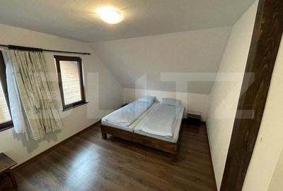 Casă cu 4 camere în Central - 1