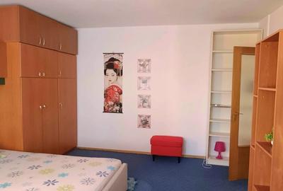 Garoniera spatioasa 10 min M Timpuri noi DB922 - 8