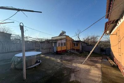 Casă cu 4 camere cu Teren 4382 Mp în Somova - 4