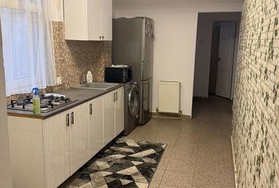 Apartament cu 3 camere decomandat în Central - 2