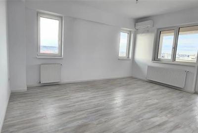 Apartament cu 3 camere decomandat în Central - 4