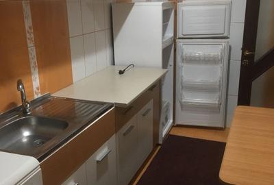 Garsoniera in bloc nou zona Stadion - 5