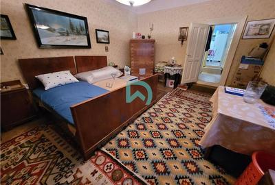 Casă individuală cu 5 camere cu Teren 1600 Mp în Schei - 2