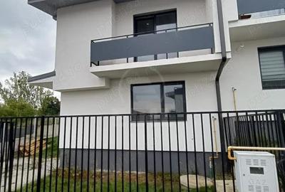 Duplex semifinisat, zona Vivo - 1