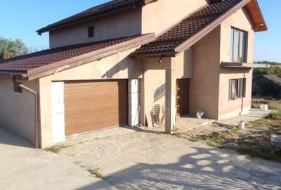 Casă individuală cu 5 camere cu Teren 1280 Mp în Ghercești - 1