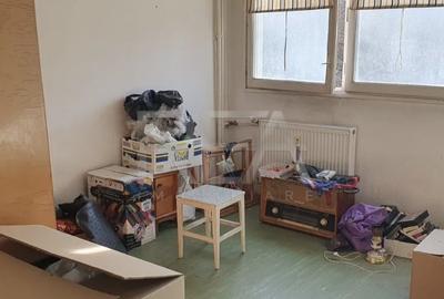 Apartament cu 2 camere decomandat în Drumul Taberei