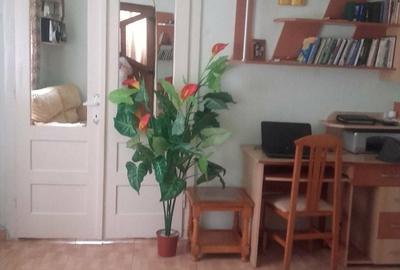 Casă individuală cu 3 camere cu Canalizare în Unirea - 2