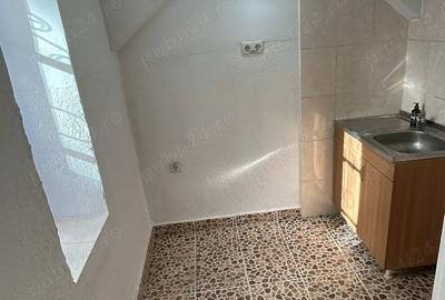 De ichiriat : apartament 4 camere la casa - 1