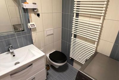 Apartament cu 3 camere decomandat în Central - 2