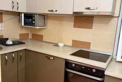 Apartament cu 3 camere decomandat în Tudor - 18