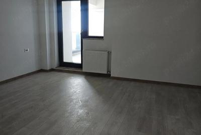 Apartament cu 3 camere decomandat în Energia - 3