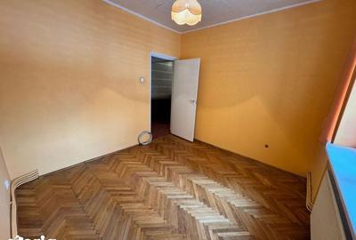 Apartament cu 4 camere în Central - 3