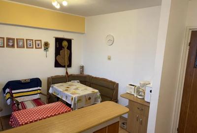 Apartament 4 camere, semidecomandat - zona Garii - 4