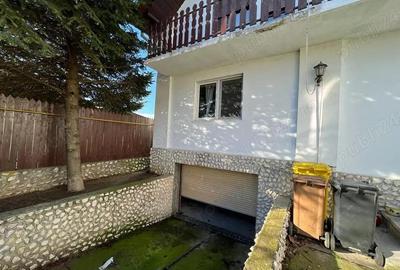 Casă cu 5 camere cu Teren 400 Mp în Central - 1