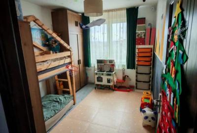 Proprietar -inchiriez apartament 3 camere Astra Brasov - 2