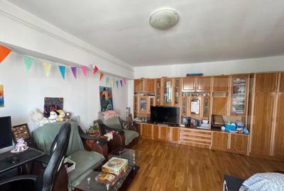 Apartament de vanzare, cu 1 camere, decomandat, 42 mp, zona - 1