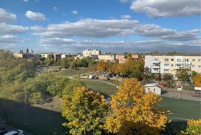 Apartament cu 2 camere decomandat în Micro 17