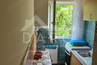 Apartament cu 2 camere semidecomandat, mobilat în 7 Noiembrie - 2
