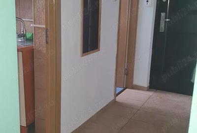 Garsonieră decomandată în Titan - 17