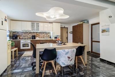 Apartament cu 3 camere decomandat, mobilat în Baicului - 2