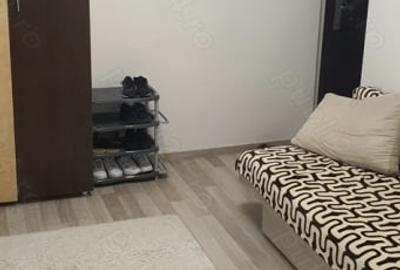 Garsonieră decomandată, mobilată în Lipovei
