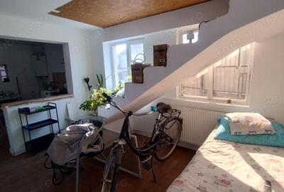 Casă cu 3 camere cu Canalizare în Brătianu - 2