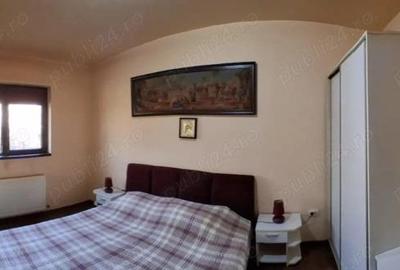 Casă cu Teren 1113 Mp în Central - 10