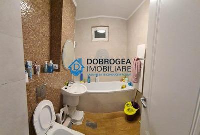 Apartament cu 3 camere decomandat în Babadag - 5
