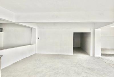 Spațiu comercial, de 198 mp, în Industriilor - 5