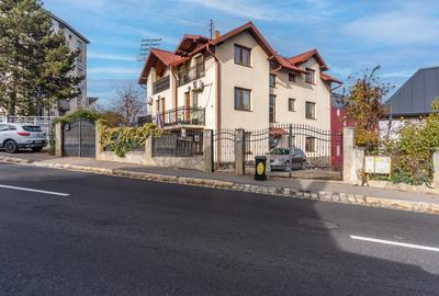 Apartament in imobil tip casa, zona stadionului CFR