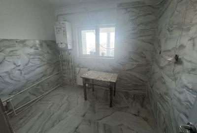 Apartament cu 3 camere decomandat în Micro 14 - 6