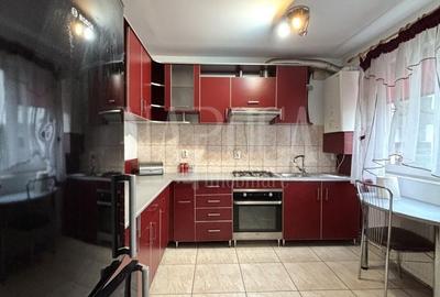 Apartament cu 4 camere decomandat în Florești - 2