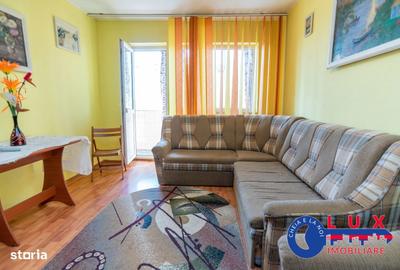 Apartament cu 2 camere decomandat în Piața Veche - 6