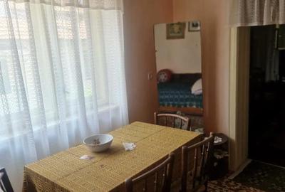 Casă cu 5 camere cu Teren 3000 Mp în Răhău - 2