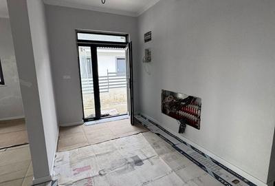 Casă cu 3 camere cu Teren 420 Mp în Central - 14