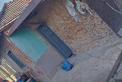 Casă cu 3 camere cu Teren 863 Mp în Central - 9