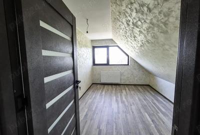 Apartament Mansarda 4 camere Teilor Pitesti Apartament Mansarda 4 camere Teilor Pitesti - 7