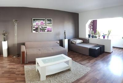 Apartament 3 camere, 2 bai, 2 parcari, et2/4-zona Noua - 1