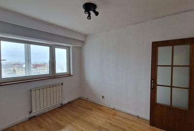 Apartament cu 3 camere semidecomandat în Central - 13