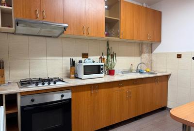 Apartament 3 camere, cu centrală termică- Str. 6 Vânători lângă AFI 370 € - 7