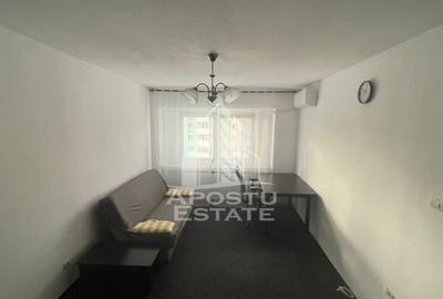 Apartament cu 2 camere decomandat în Girocului