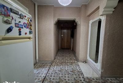 Apartament cu 3 camere, mobilat în Ultracentral