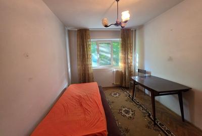 Apartament cu 3 camere semidecomandat în Dristor - 6